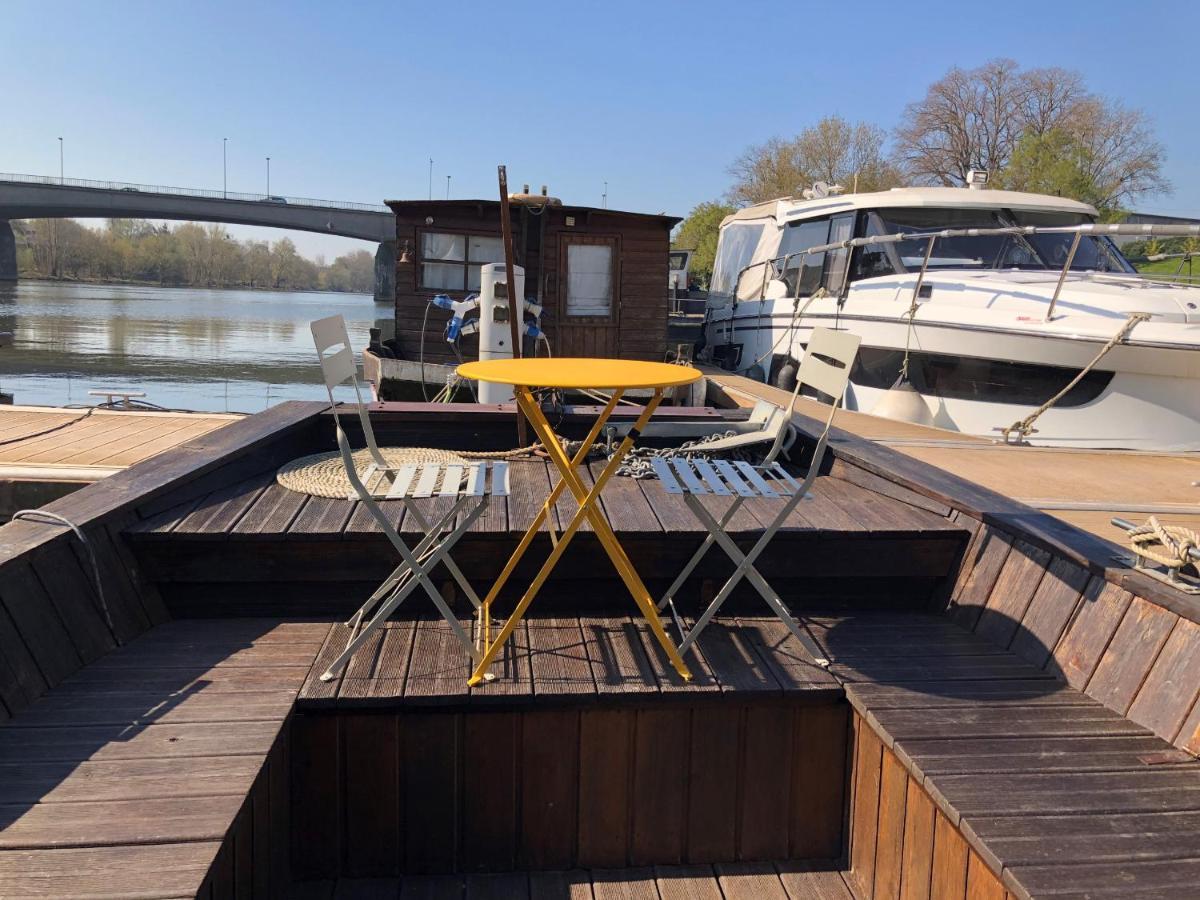 Logement Insolite La Toue Cabanee Centre Ville Angers Esterno foto